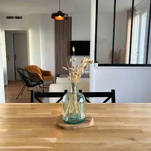 Appartement Superbe Refait A Neuf, Morlaix